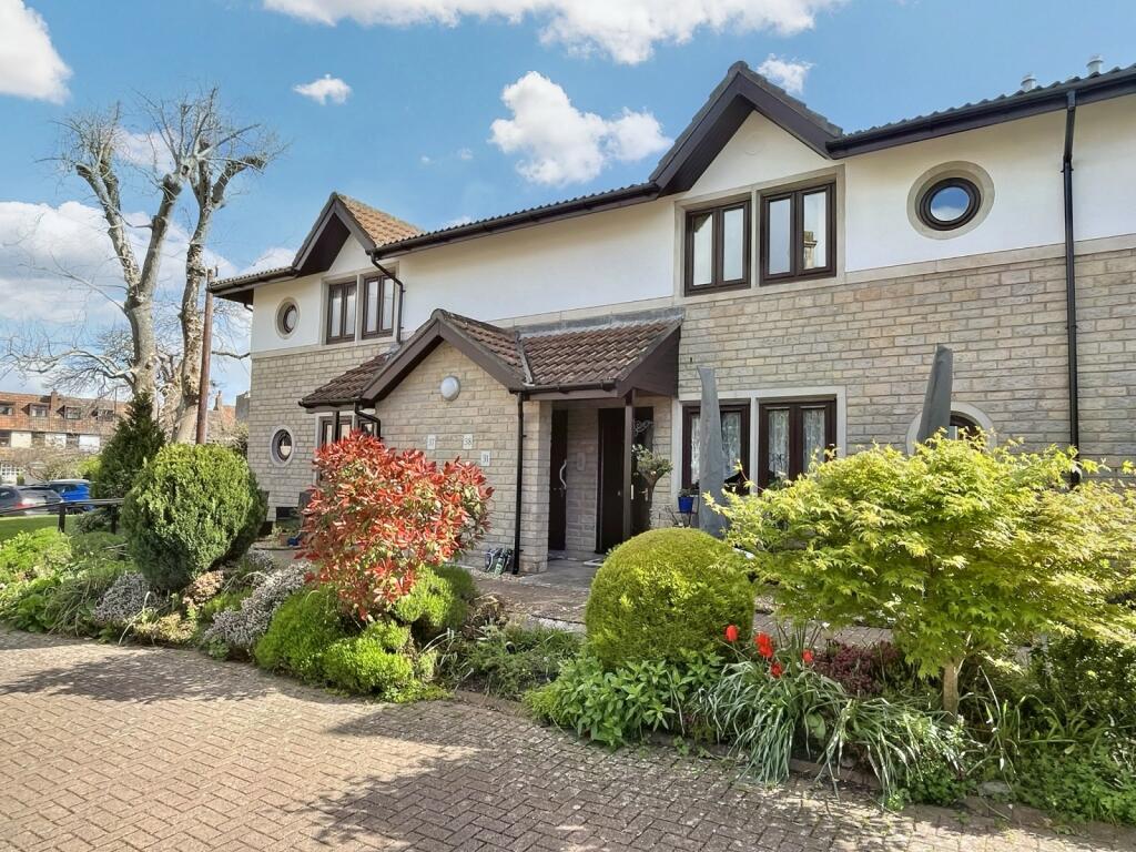 2 bedroom flat for sale in Woodborough Road, North Somerset