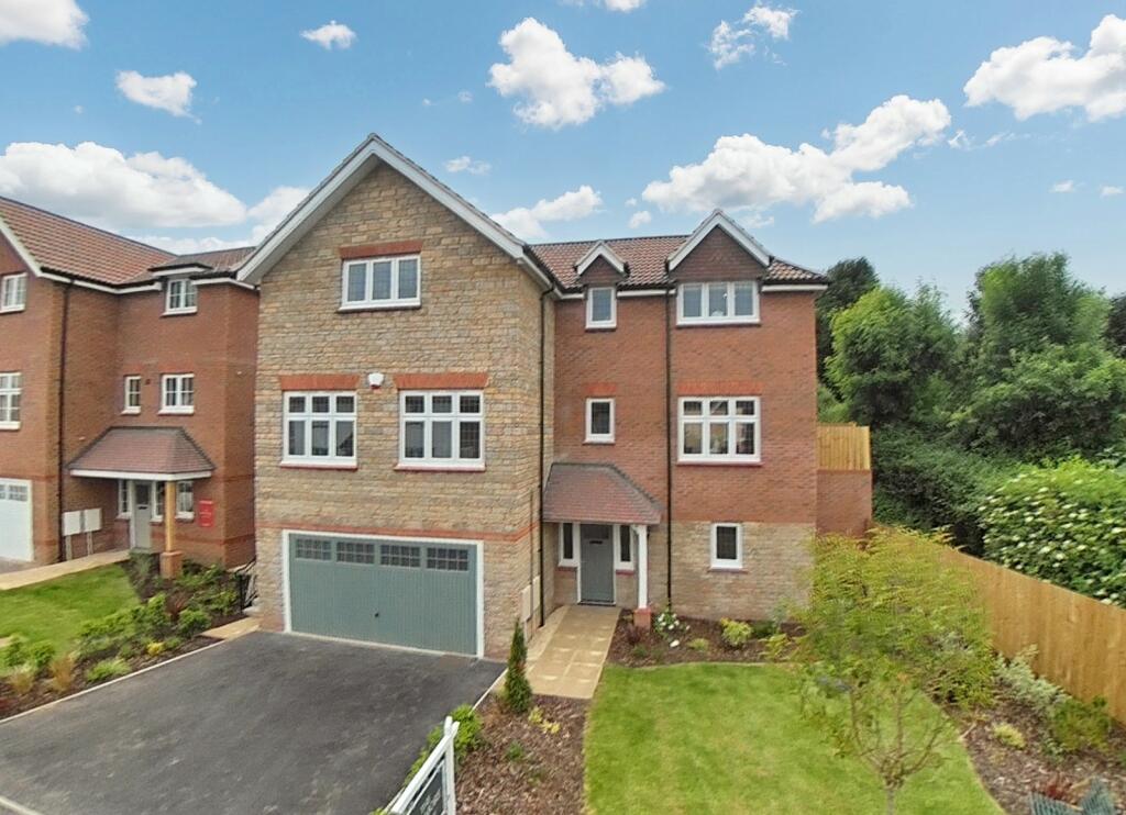 4 bedroom detached house for sale in Woodborough Grange, Woodborough