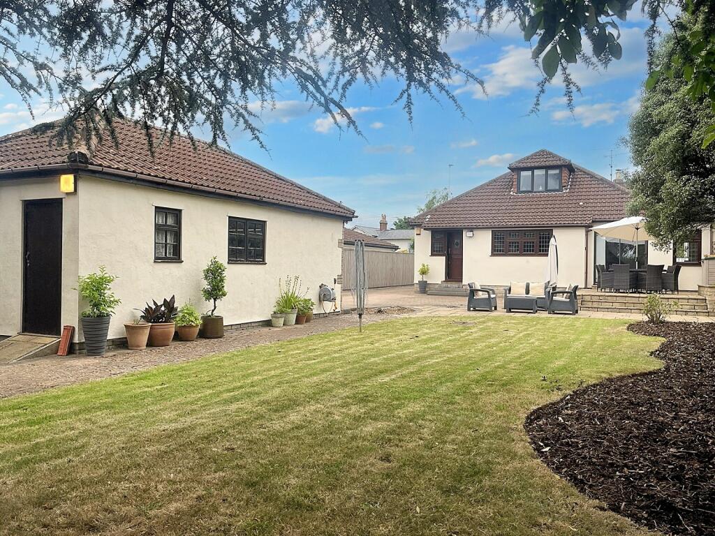 Main image of property: Bristol Road, Churchill, Winscombe, North Somerset. BS25 5NJ