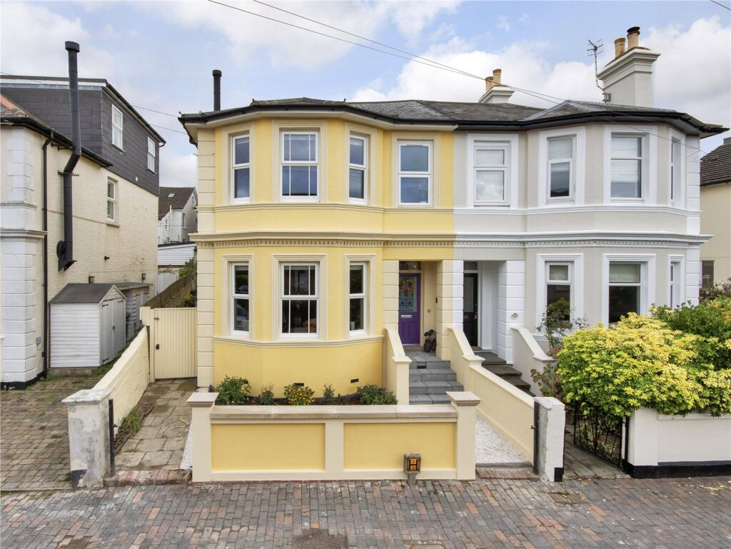 Main image of property: Albion Road, Tunbridge Wells, Kent, TN1