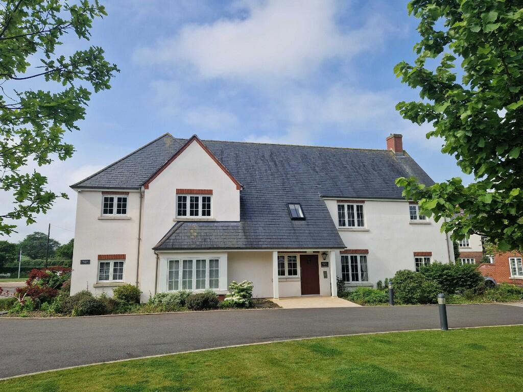 Main image of property: Hawthorn Lodge, Clough Lane, Tattenhall, CH3 9FN