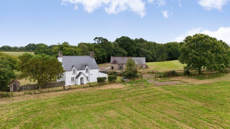 Main image of property: Nantyderry, Abergavenny