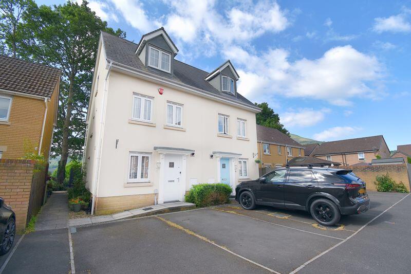 Main image of property: Llanfoist, Abergavenny