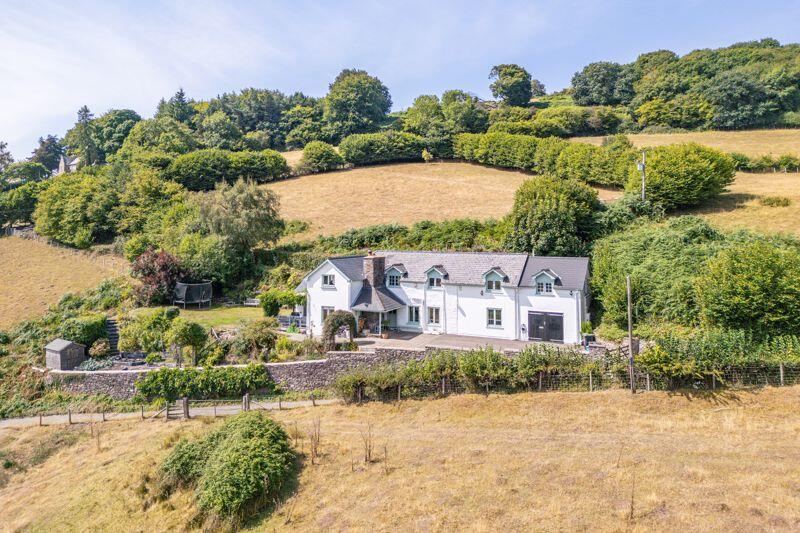 Main image of property: Llwyn Du, Abergavenny