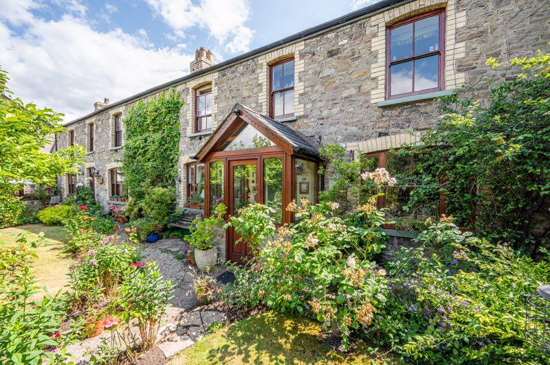 Main image of property: Clydach, Abergavenny