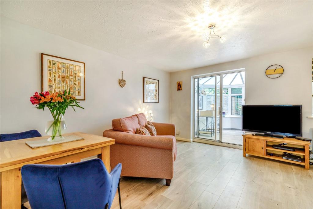 3 bedroom semidetached house for sale in Glenside Drive, Wilmslow