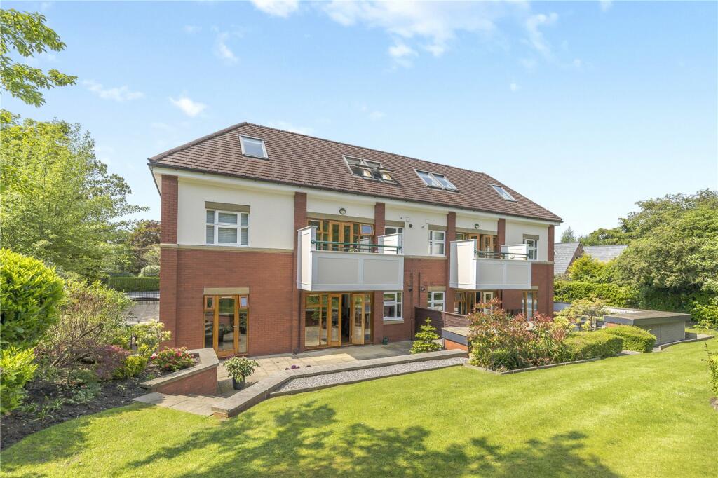 3 bedroom penthouse for sale in Woodbank, Lynton Lane, Alderley Edge