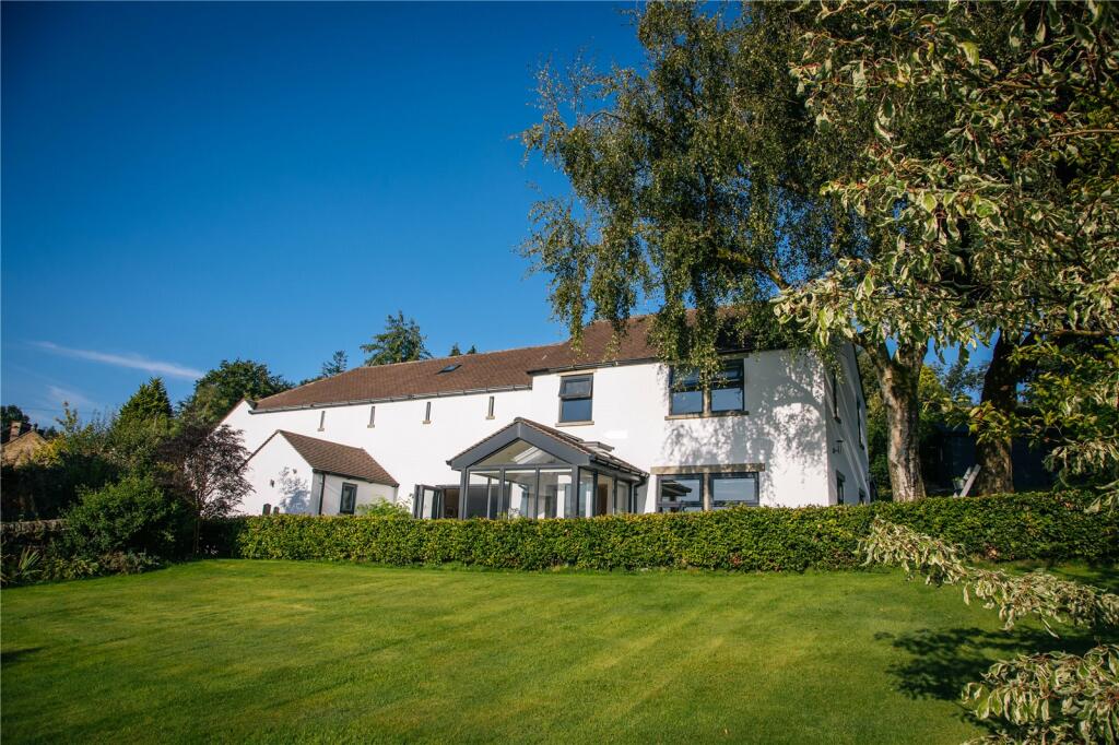 4 bedroom detached house for sale in Stoneheads, Whaley Bridge, High