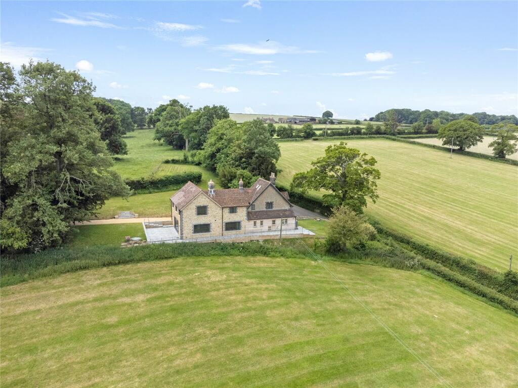 4 bedroom detached house for sale in Lodge Hill, East Coker, Somerset, BA22