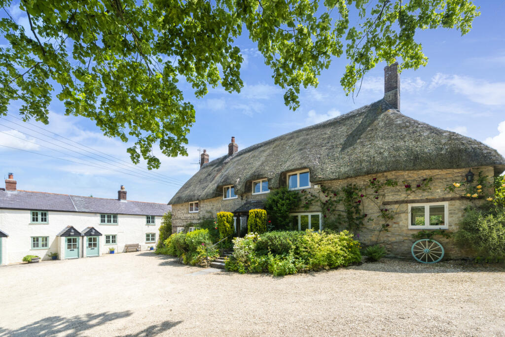 5 bedroom detached house for sale in Buckland Newton, Dorchester