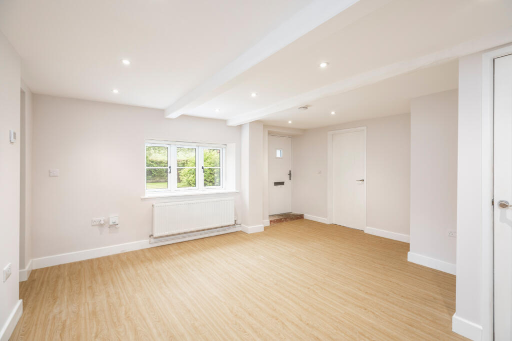 Additional property image - Long Crichel, Wimborne, Dorset, BH21