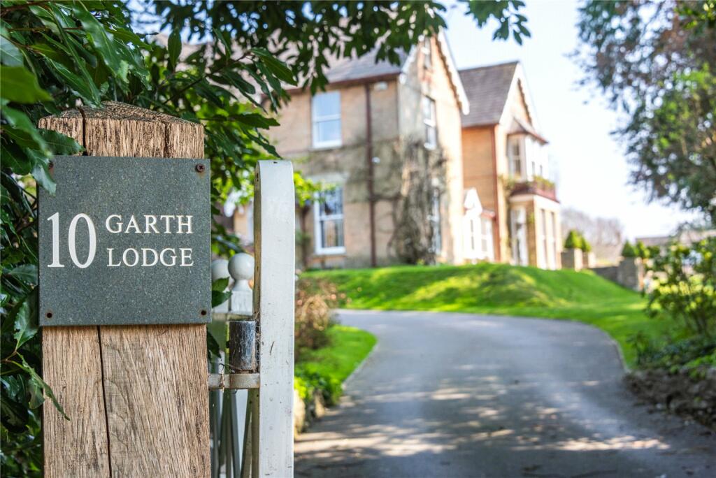 Additional property image - Rowlands Hill, Wimborne, Dorset, BH21