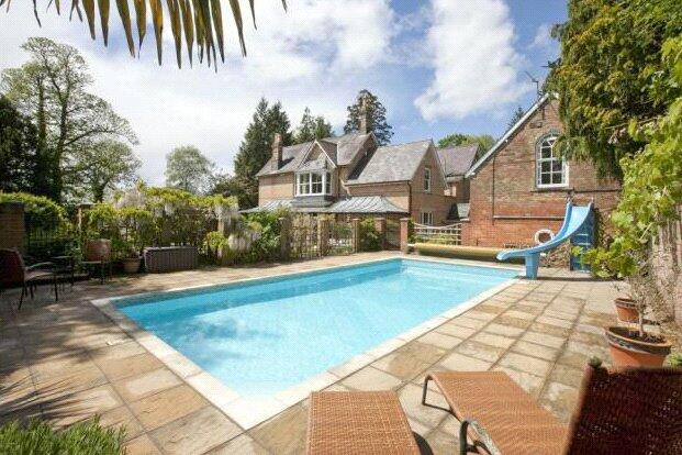 Additional property image - Rowlands Hill, Wimborne, Dorset, BH21
