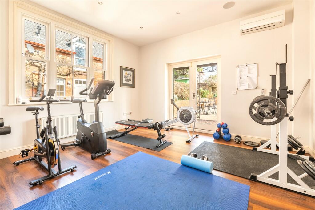 Additional property image - Rowlands Hill, Wimborne, Dorset, BH21