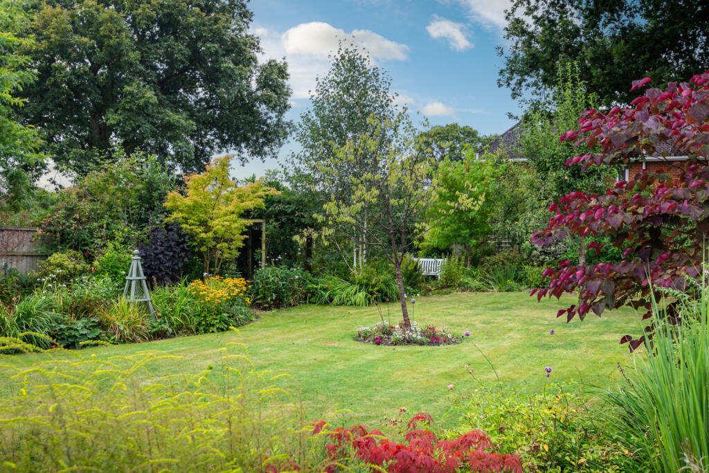 Additional property image - Broomhill, Wimborne, Dorset, BH21