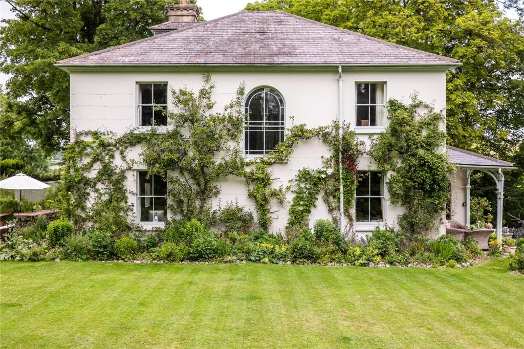 6 bedroom detached house for sale in Winterborne Houghton, Blandford