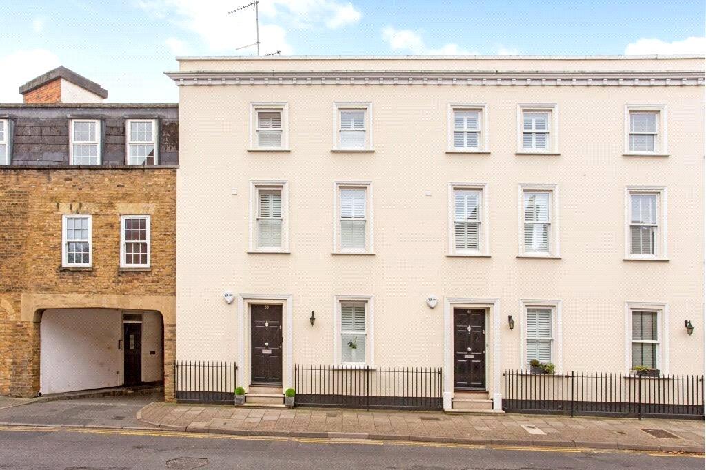 Main image of property: Victoria Street, Windsor, Berkshire, SL4