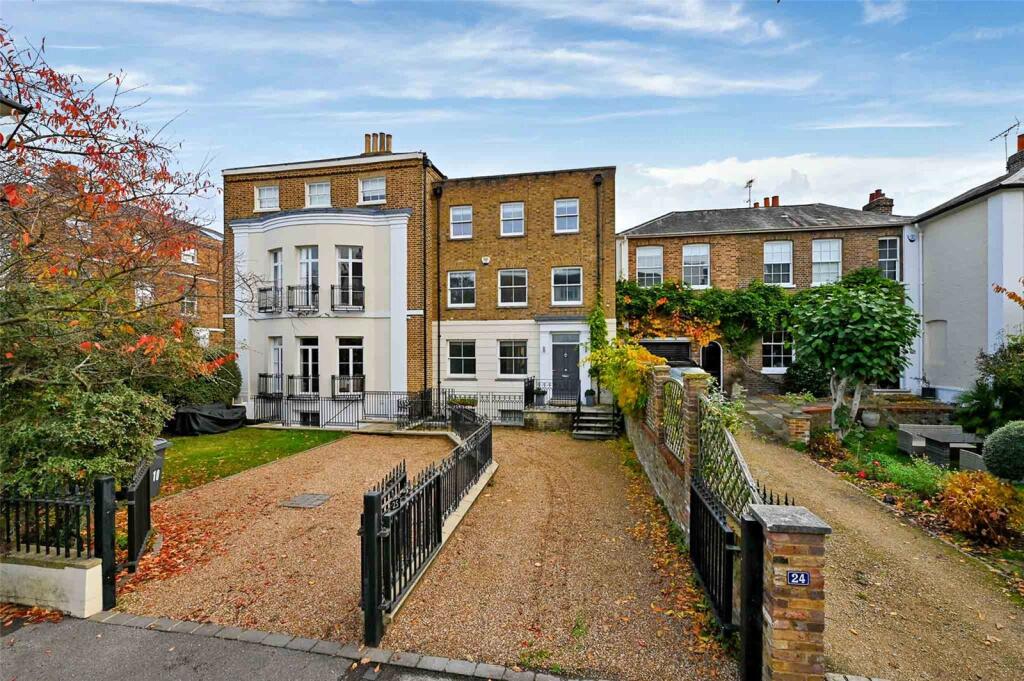 Main image of property: Trinity Place, Windsor, Berkshire, SL4