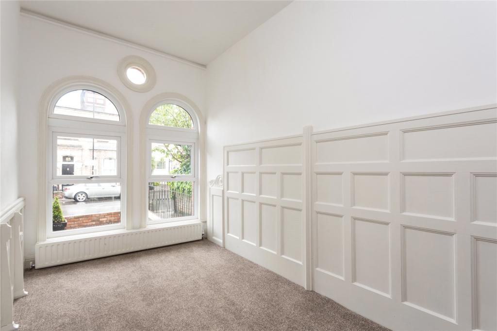 6 bedroom terraced house for sale in Fulford Road, York, YO10
