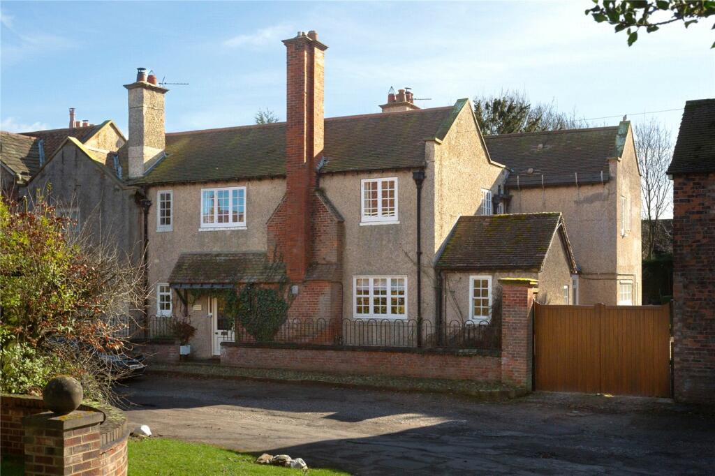 4 bedroom semidetached house for sale in Brafferton, York, YO61