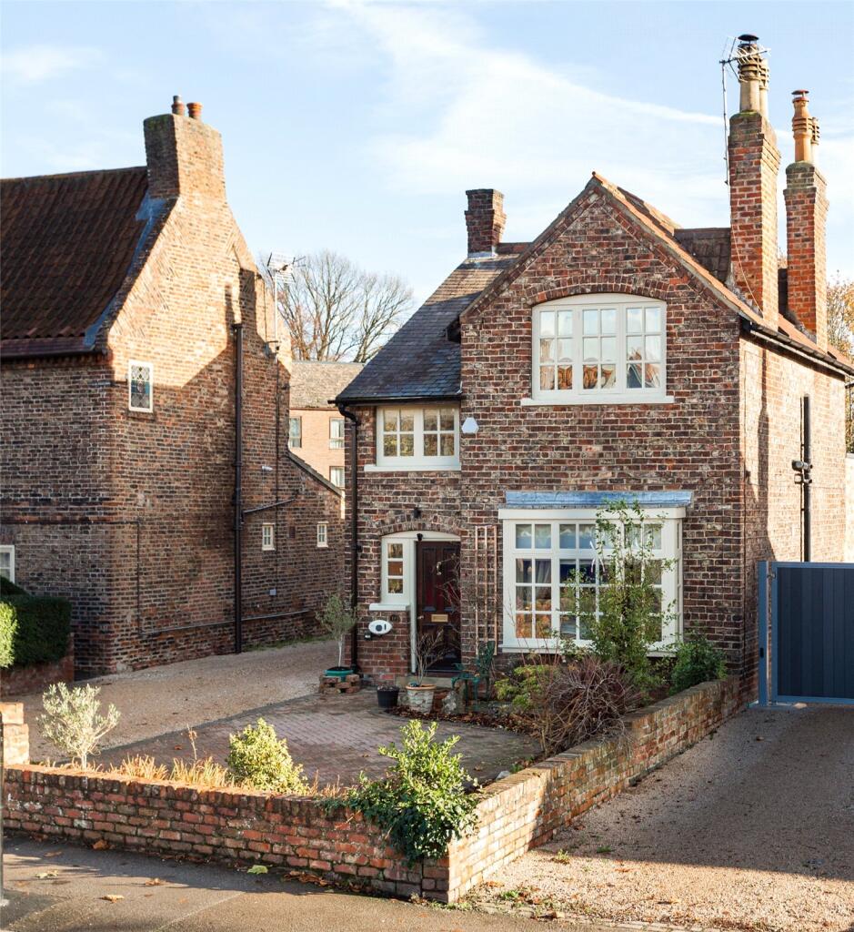 Main image of property: Tadcaster Road, Dringhouses, York, YO24