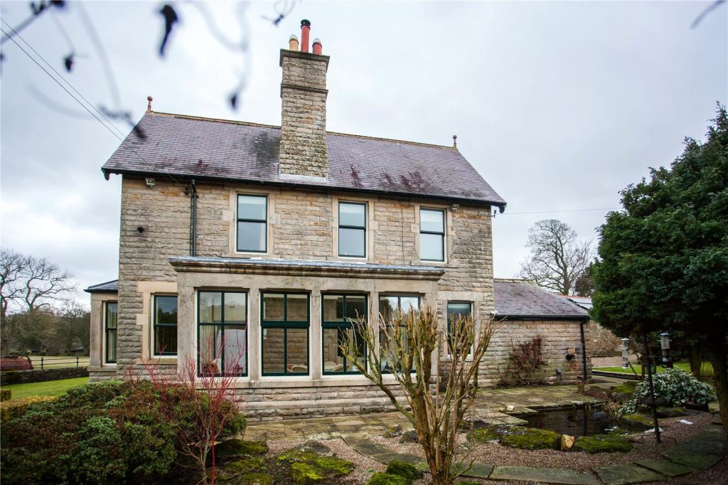 3 bedroom detached house for sale in Romaldkirk, Barnard Castle, County