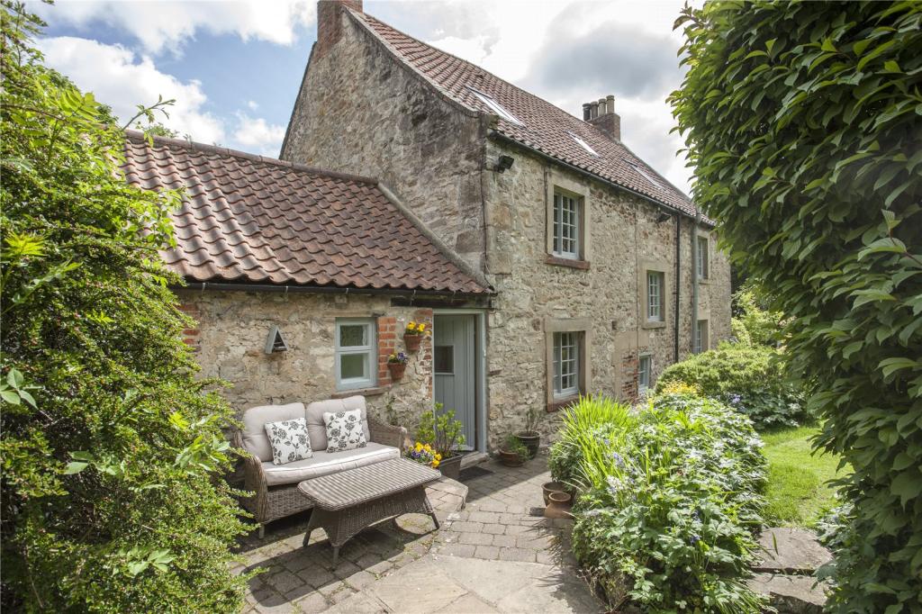 5 bedroom detached house for sale in Middleton Tyas, Richmond, North