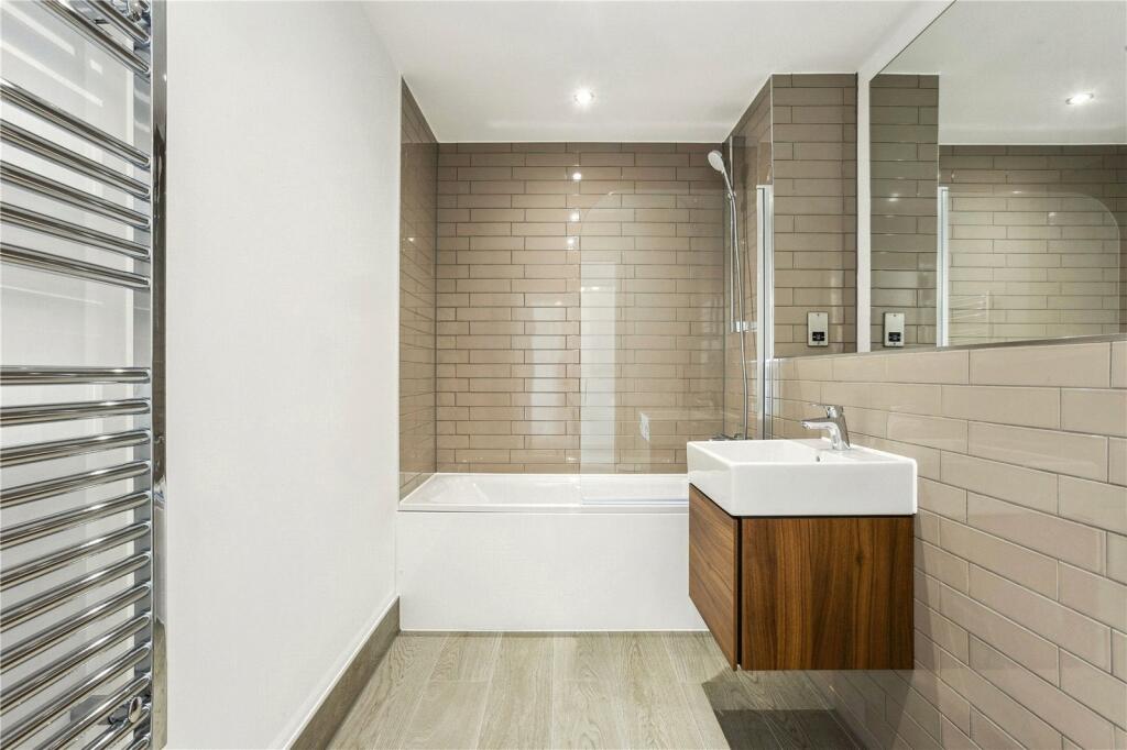 Additional property image - Imperial House, Princes Gate, Homer Road, Solihull, West Midlands, B91