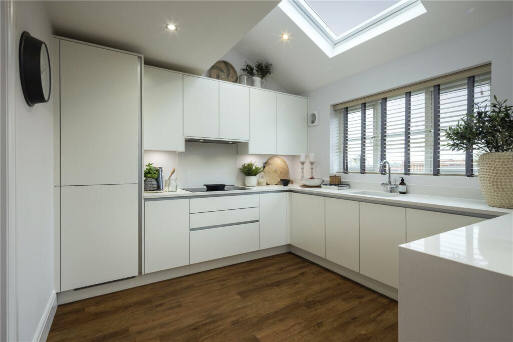 Additional property image - Arden Park, Redditch, Worcestershire, B98
