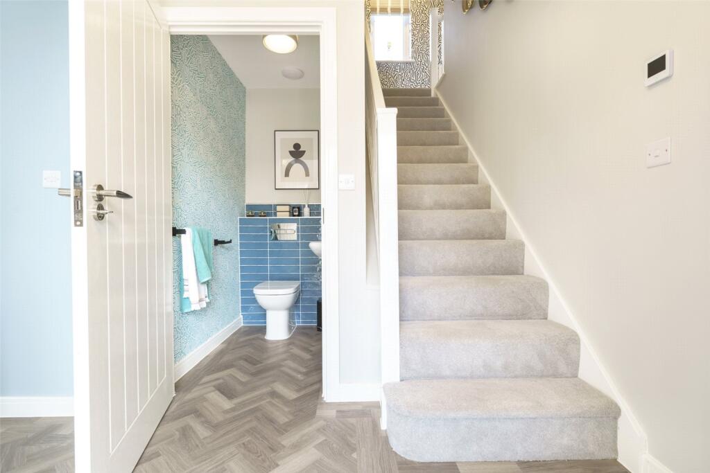 Additional property image - Lucas Green, Shirley, Solihull, West Midlands, B90
