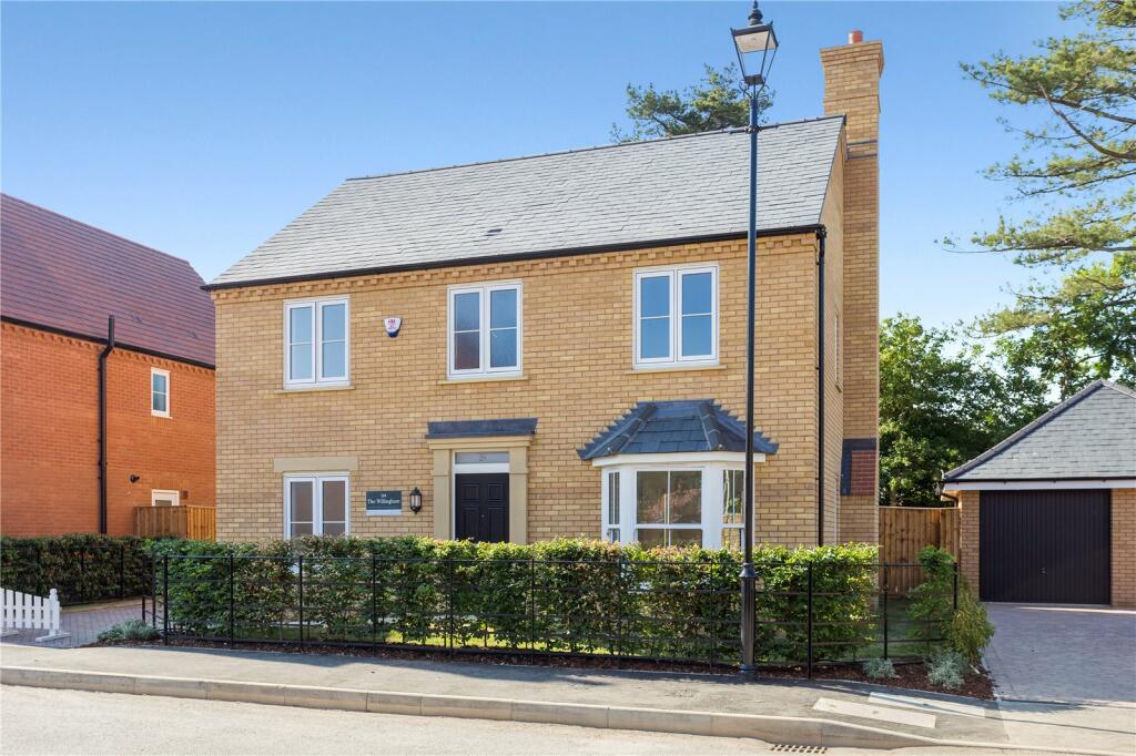 4 bedroom detached house for sale in Houghton Grange, Houghton, St Ives