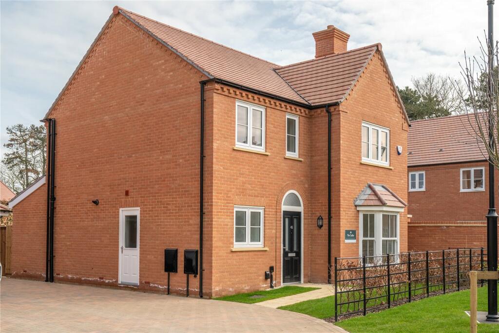 4 bedroom detached house for sale in Houghton Grange, Houghton, St Ives