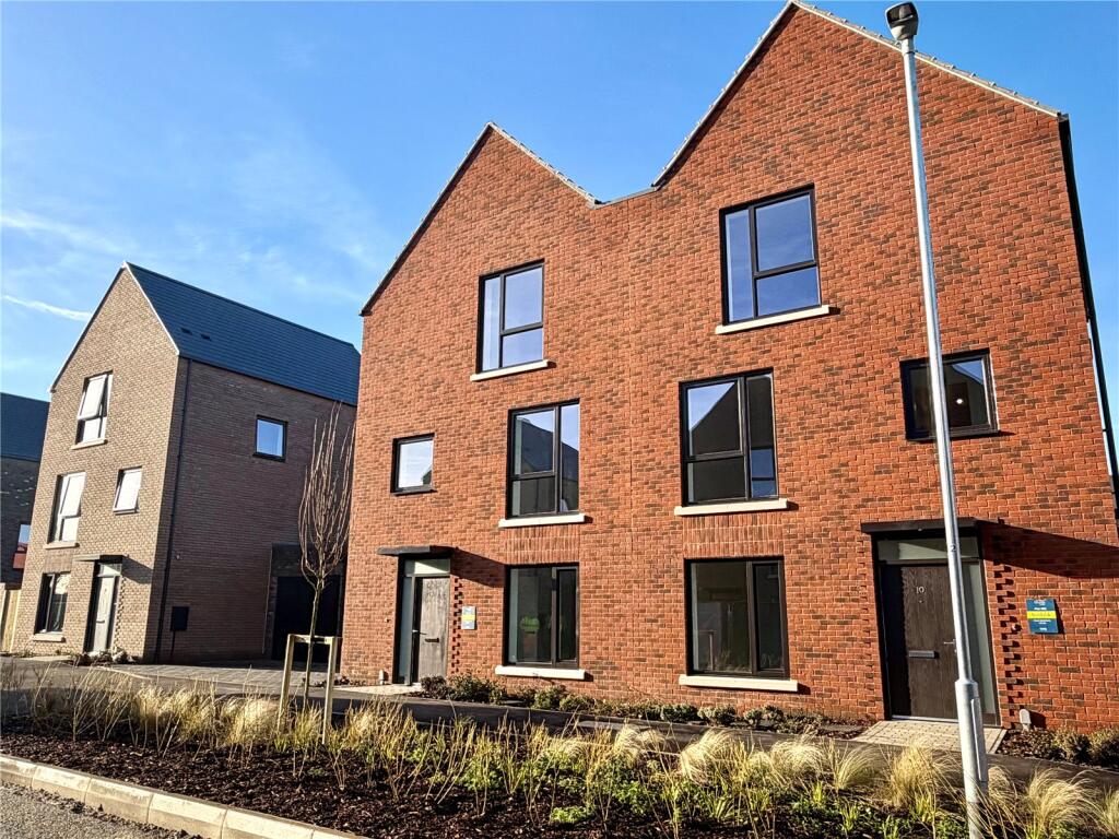 Main image of property: Marleigh Park, Newmarket Road, Cambridge, CB5