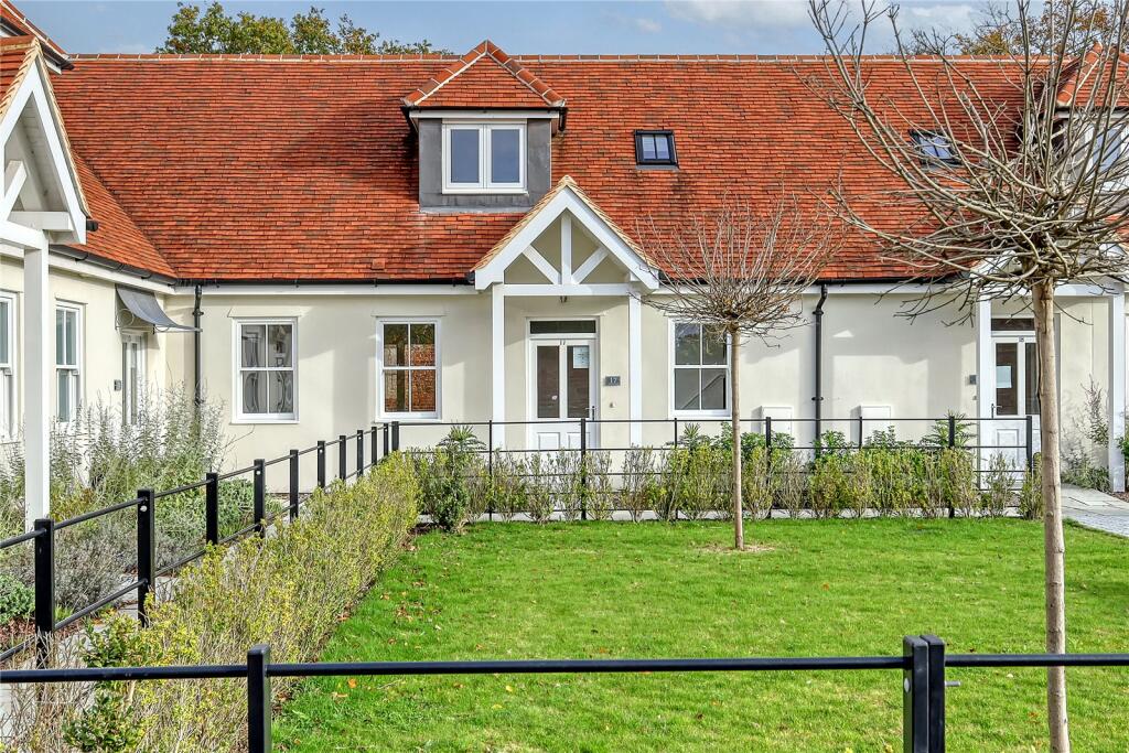 Additional property image - Brizes Park, Ongar Road, Kelvedon Hatch, Brentwood, CM15
