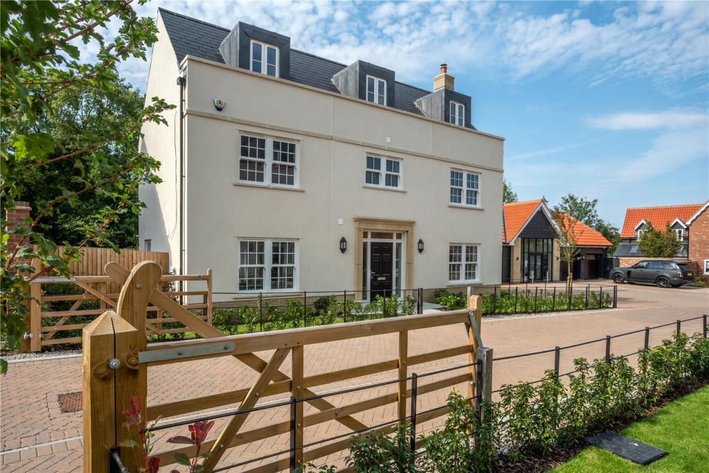 5 bedroom detached house for sale in Rainbird Place, Coxtie Green Road