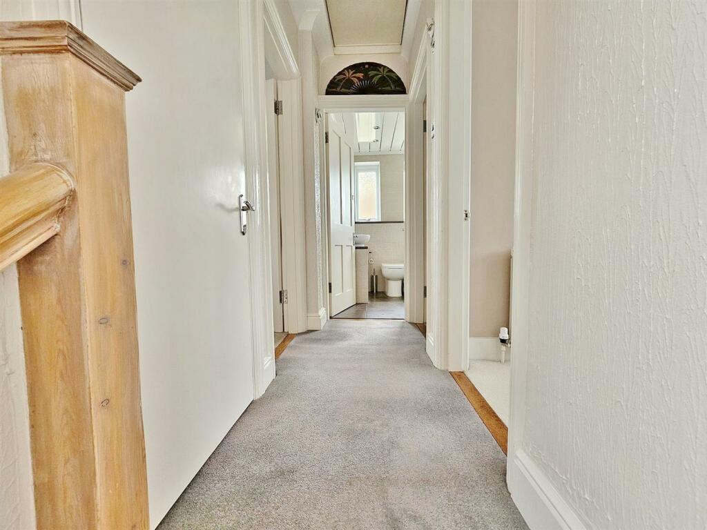 3 bedroom detached house for sale in Frinton Road, Kirby Cross, Frinton