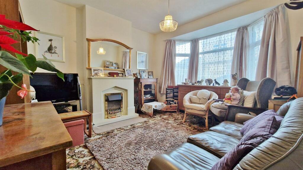 Additional property image - Churchfield Road, Walton On The Naze