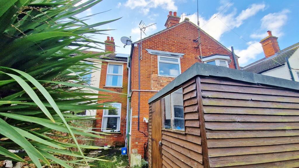 Additional property image - Churchfield Road, Walton On The Naze
