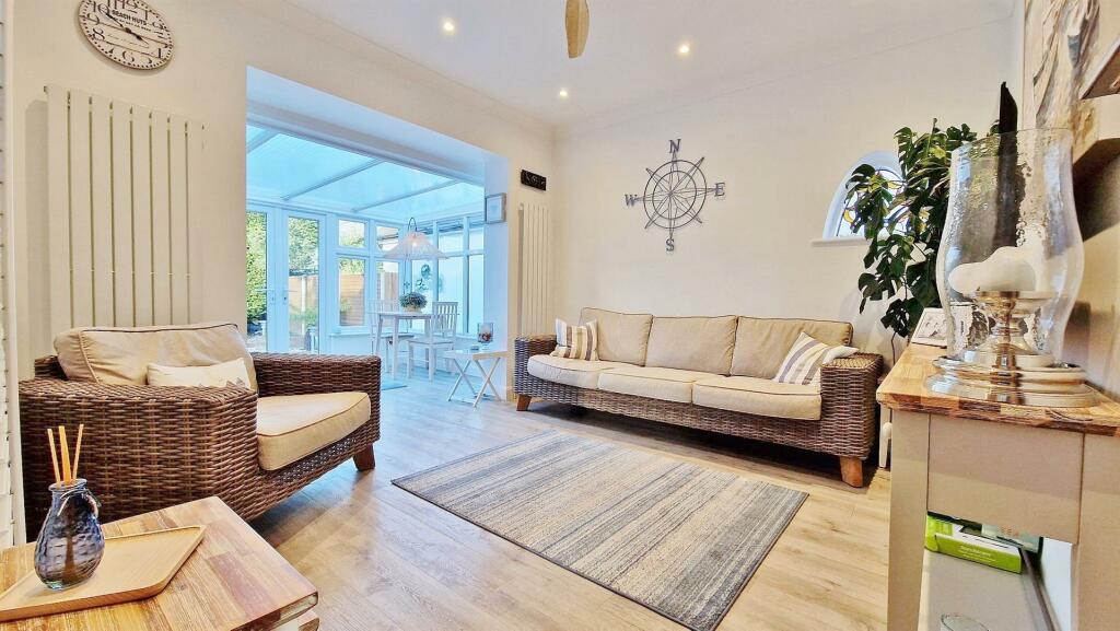 Additional property image - Beatrice Road, Walton On The Naze