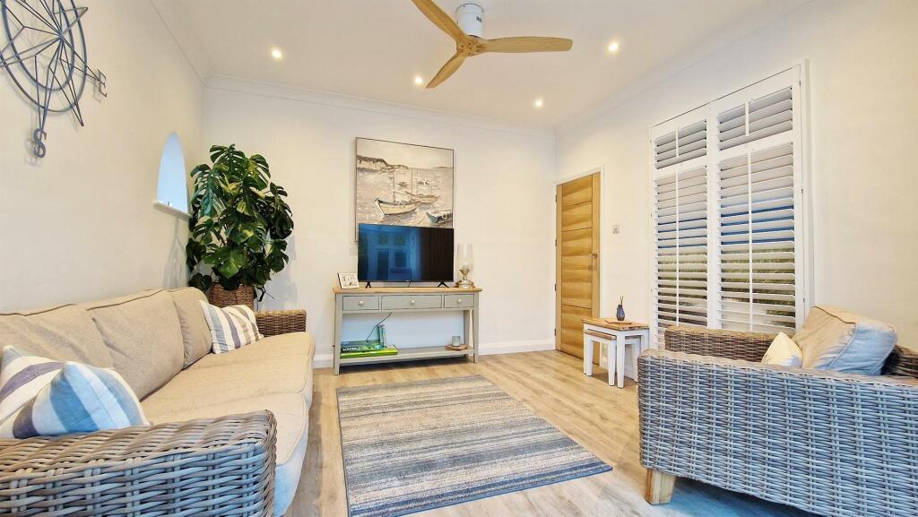 Additional property image - Beatrice Road, Walton On The Naze
