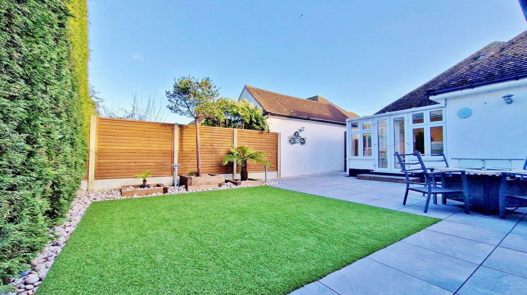 Additional property image - Beatrice Road, Walton On The Naze