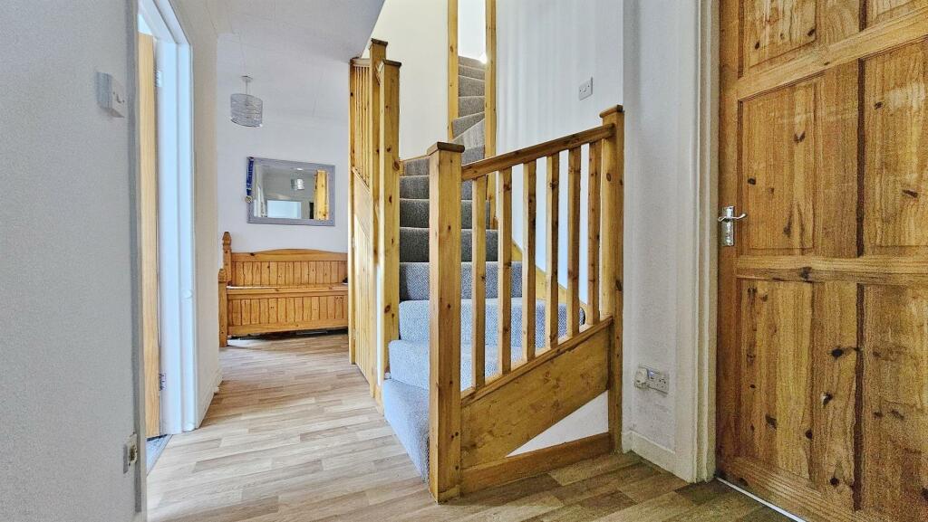 Additional property image - Walton Road, Walton On The Naze