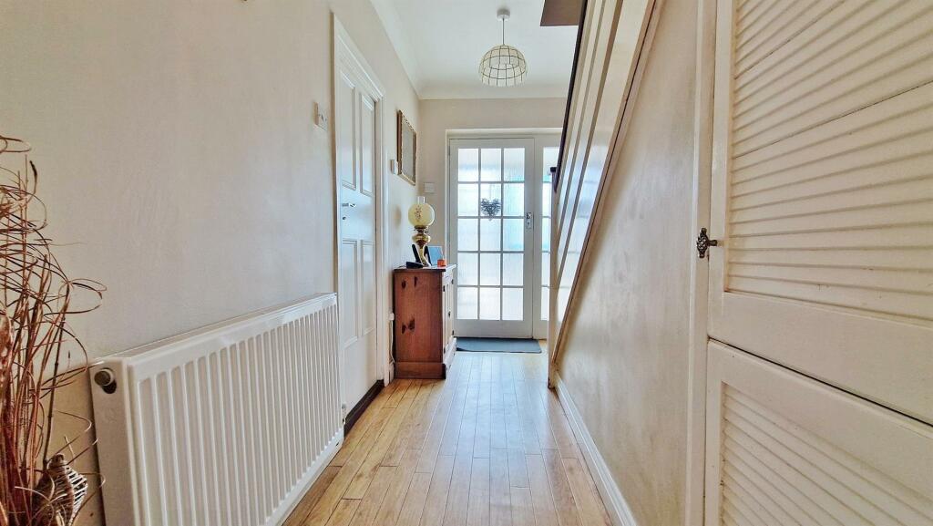 Additional property image - Briarfields, Kirby-le-Soken