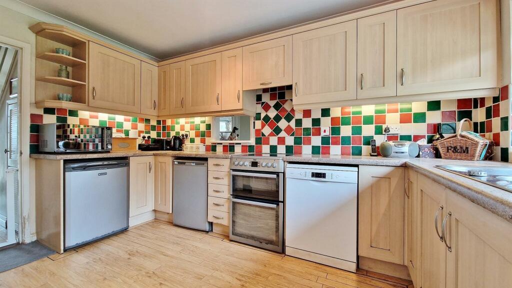 Additional property image - Briarfields, Kirby-le-Soken