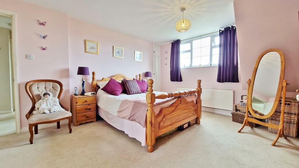 Additional property image - Briarfields, Kirby-le-Soken