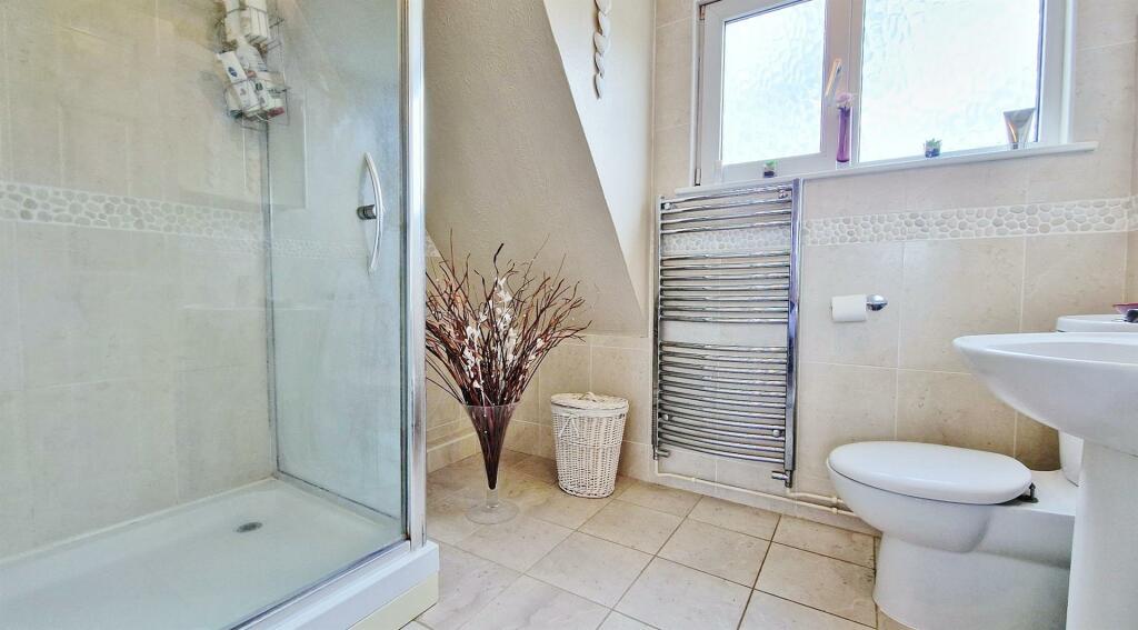 Additional property image - Briarfields, Kirby-le-Soken