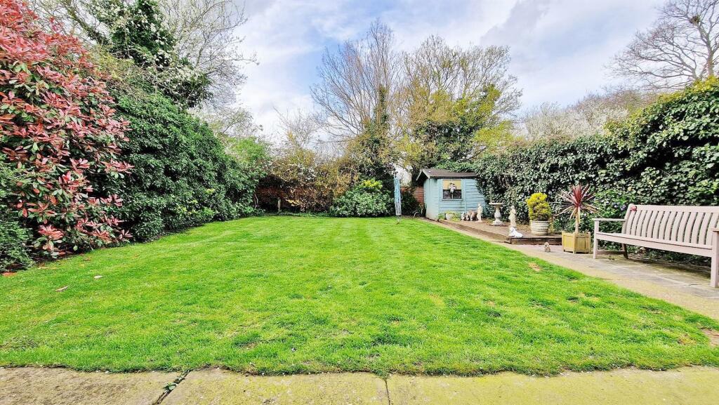 Additional property image - Briarfields, Kirby-le-Soken