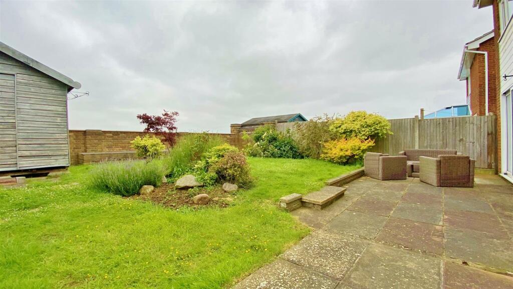 Additional property image - Hubbards Chase, Walton On The Naze