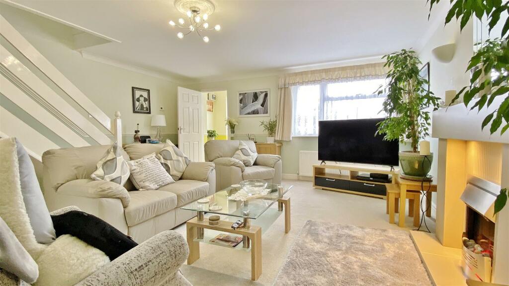 Additional property image - Vista Avenue, Kirby-Le-Soken