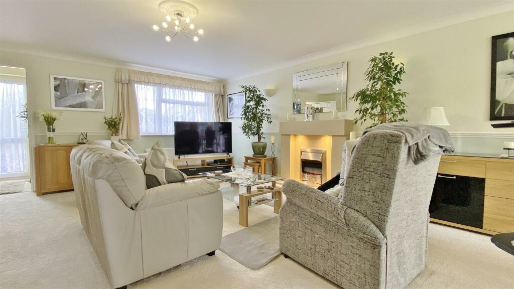 Additional property image - Vista Avenue, Kirby-Le-Soken